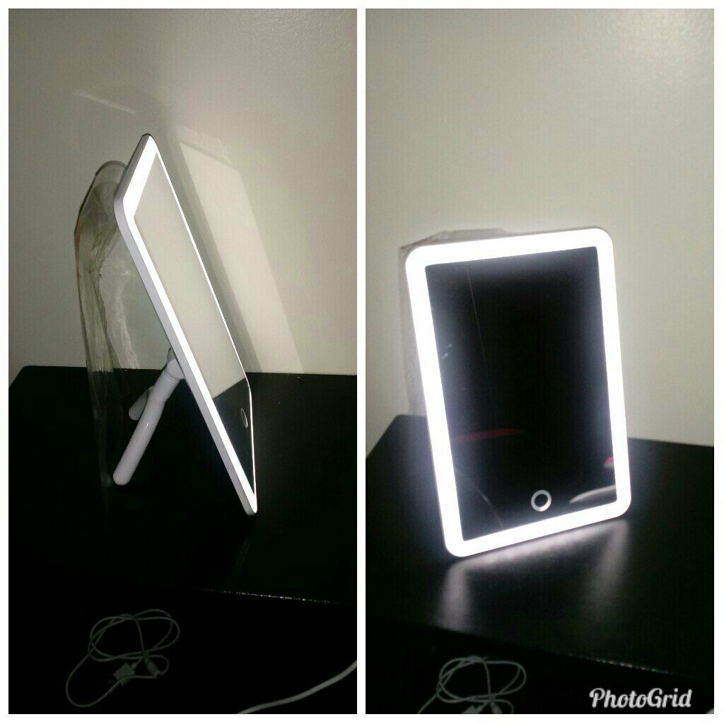 24 Led Touch Screen Makeup Mirror Tabletop Lighted Cosmetic. Low Battery